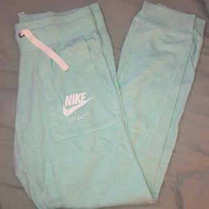 Nike Joggers